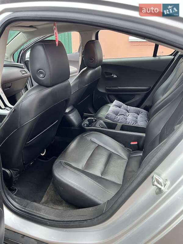 Хетчбек Chevrolet Volt 2013 в Броварах