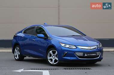 Хэтчбек Chevrolet Volt 2017 в Киеве