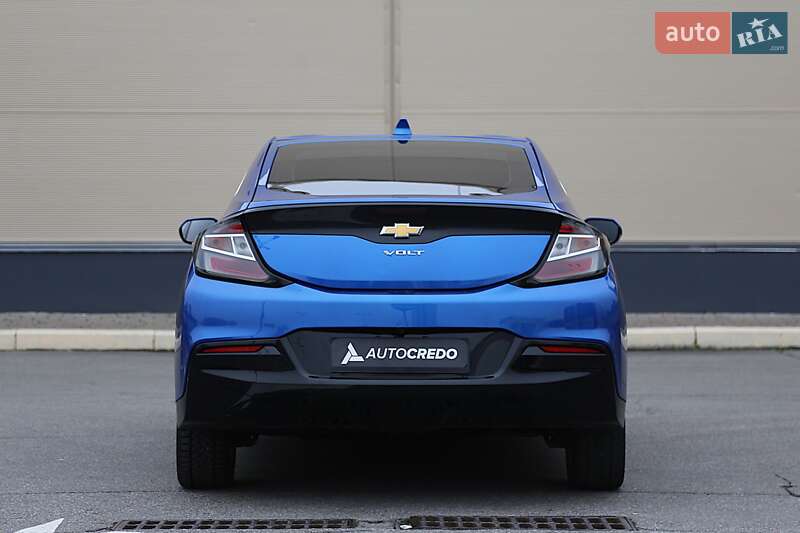 Хэтчбек Chevrolet Volt 2017 в Киеве