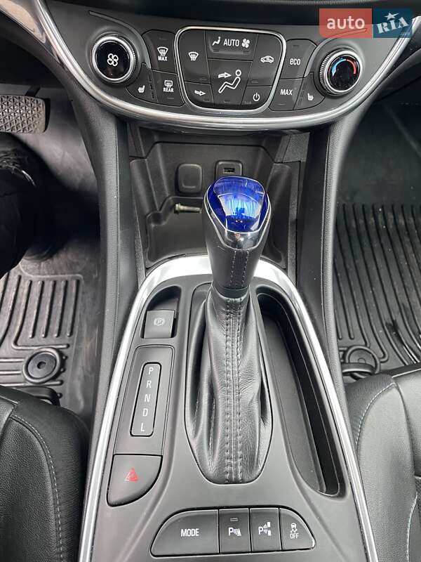 Хетчбек Chevrolet Volt 2016 в Запоріжжі