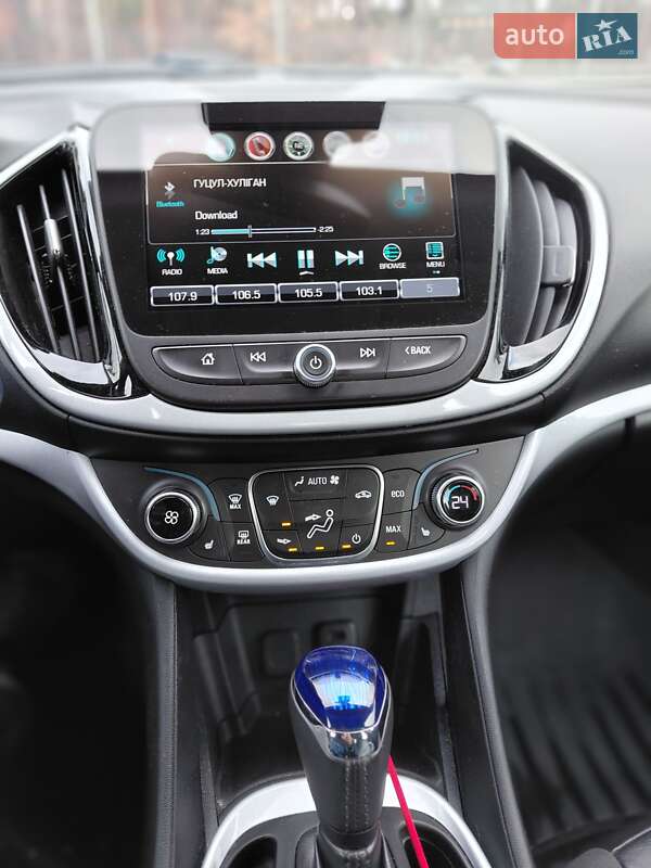 Хетчбек Chevrolet Volt 2018 в Києві