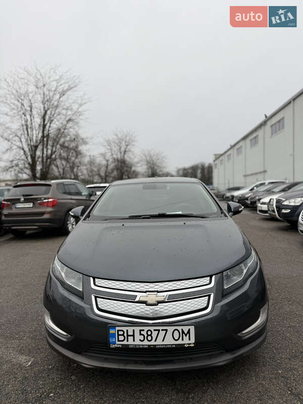 Хэтчбек Chevrolet Volt 2013 в Измаиле фото Хэтчбек Chevrolet Volt 2013 в Измаиле