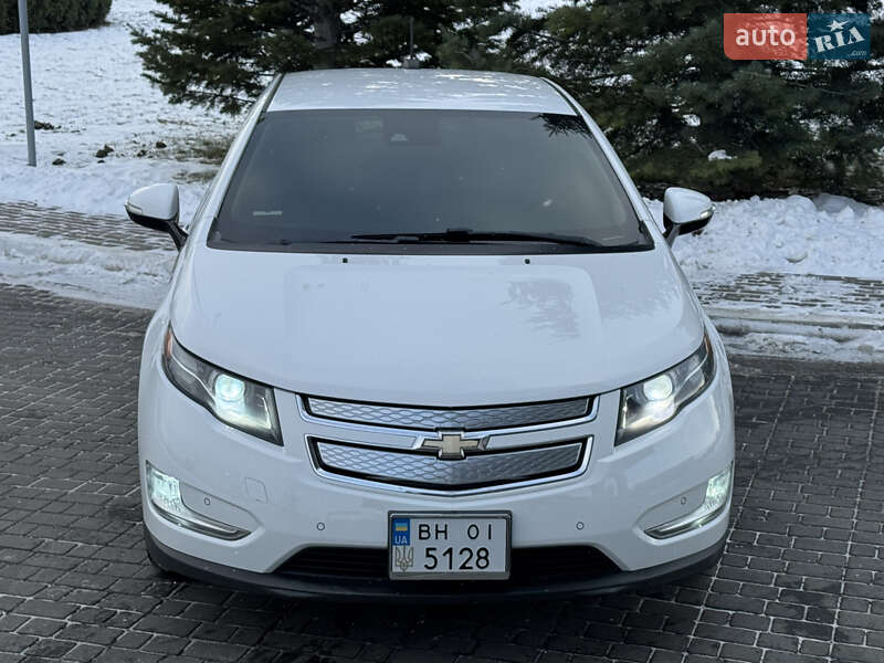 Хэтчбек Chevrolet Volt 2015 в Одессе фото 8 Хэтчбек Chevrolet Volt 2015 в Одессе