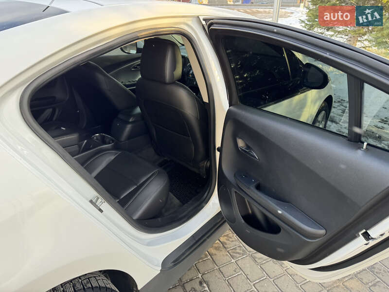 Хэтчбек Chevrolet Volt 2015 в Одессе фото 34 Хэтчбек Chevrolet Volt 2015 в Одессе