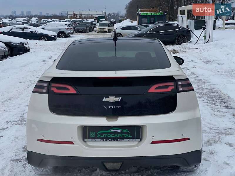 Хэтчбек Chevrolet Volt 2012 в Киеве фото 13 Хэтчбек Chevrolet Volt 2012 в Киеве