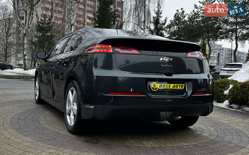 Хэтчбек Chevrolet Volt 2015 в Львове