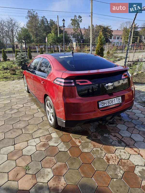Хэтчбек Chevrolet Volt 2011 в Овидиополе