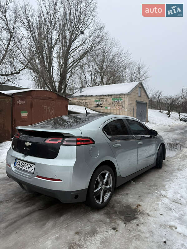 Хетчбек Chevrolet Volt 2011 в Києві фото 4 Хетчбек Chevrolet Volt 2011 в Києві