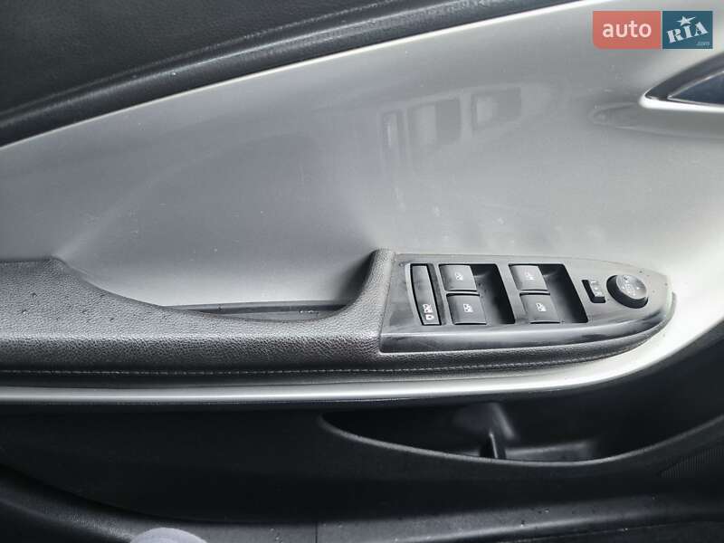 Хэтчбек Chevrolet Volt 2014 в Белой Церкви фото 7 Хэтчбек Chevrolet Volt 2014 в Белой Церкви