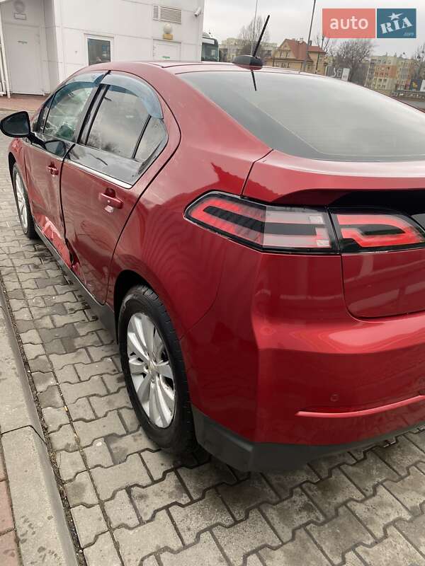 Хэтчбек Chevrolet Volt 2014 в Виннице