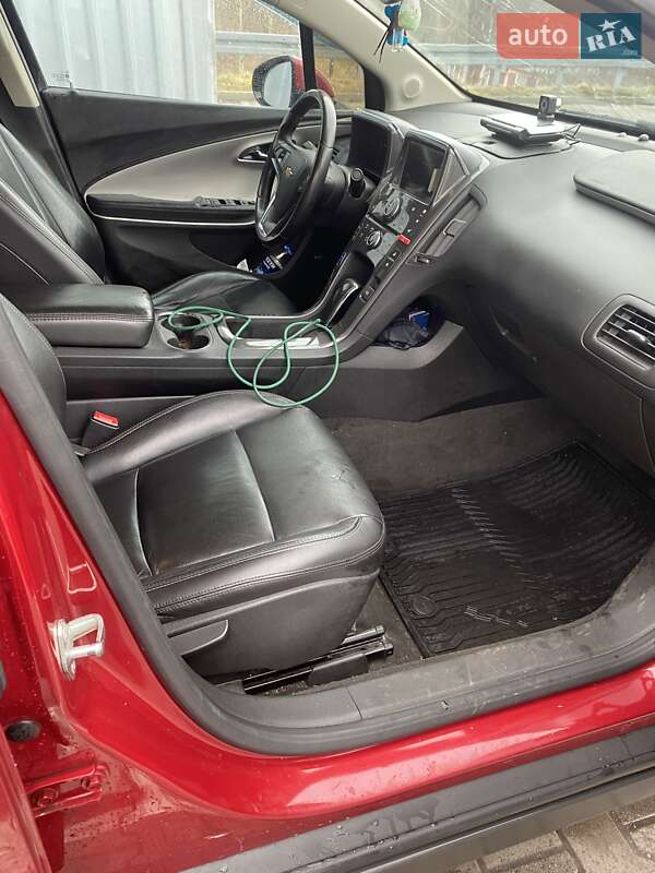 Хэтчбек Chevrolet Volt 2014 в Виннице