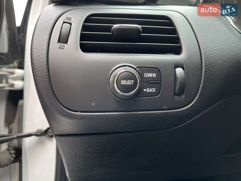Хэтчбек Chevrolet Volt 2014 в Белой Церкви