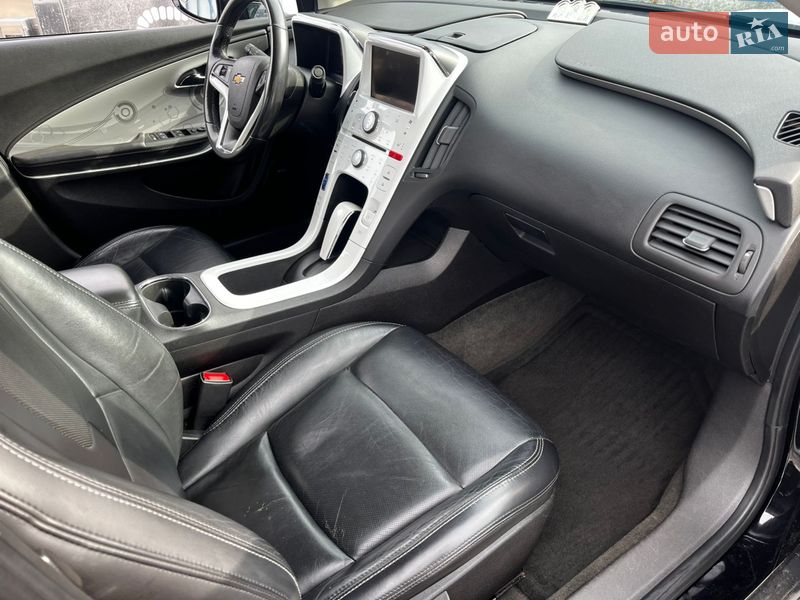Хетчбек Chevrolet Volt 2011 в Чернігові