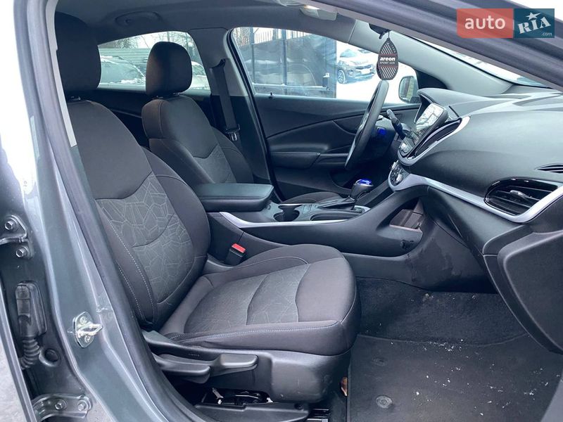 Хетчбек Chevrolet Volt 2018 в Києві