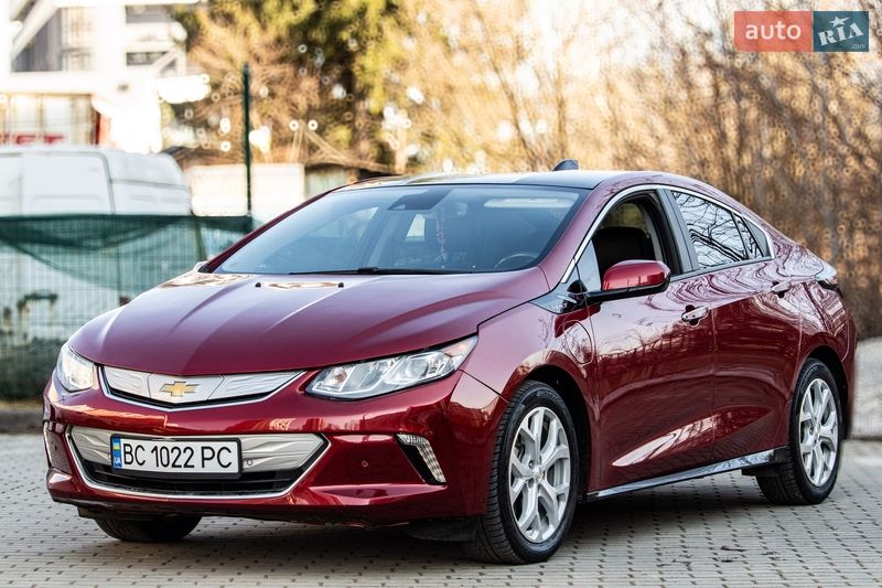 Хэтчбек Chevrolet Volt 2017 в Львове