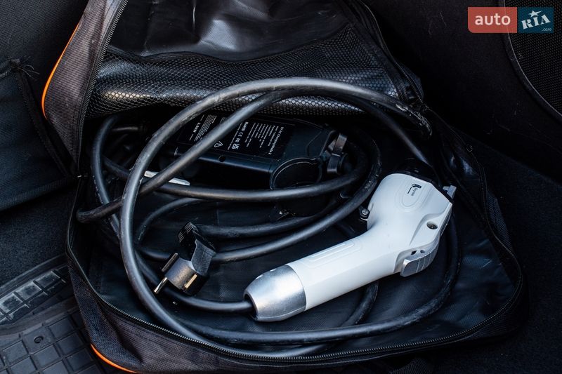 Хэтчбек Chevrolet Volt 2017 в Львове