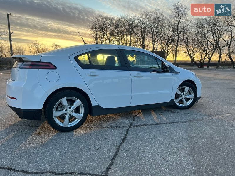 Хетчбек Chevrolet Volt 2013 в Кропивницькому