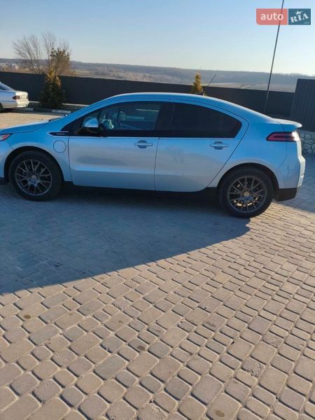 Хэтчбек Chevrolet Volt 2012 в Львове