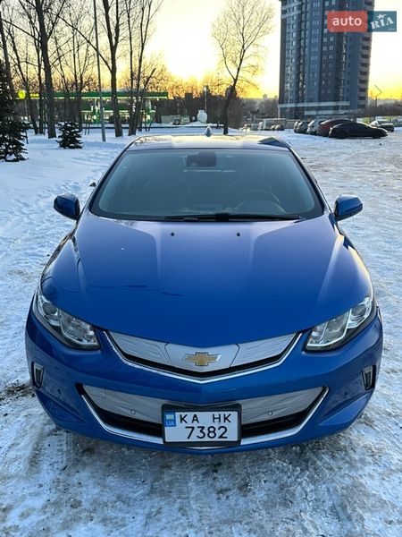 Хэтчбек Chevrolet Volt 2017 в Киеве