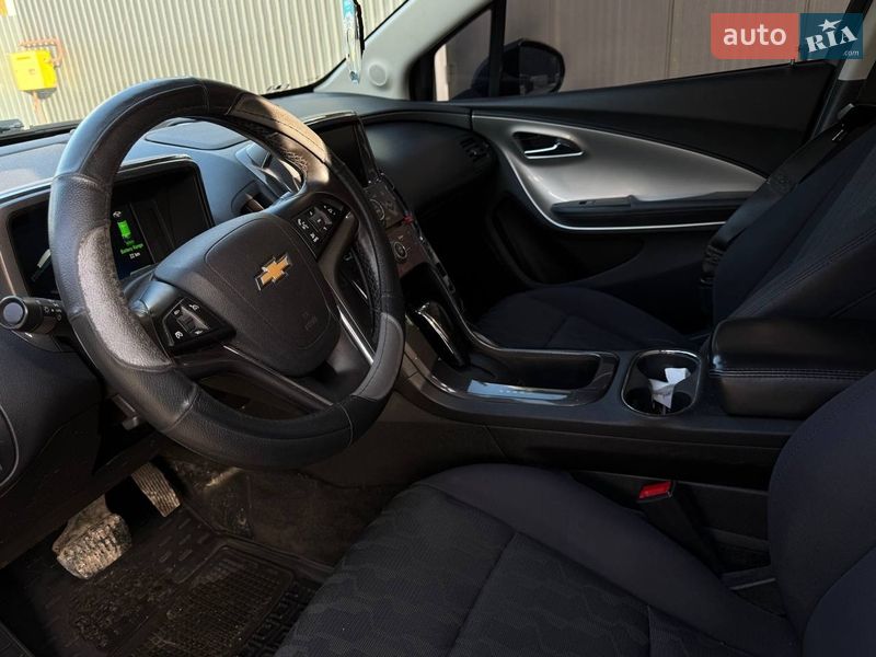 Хэтчбек Chevrolet Volt 2014 в Тернополе