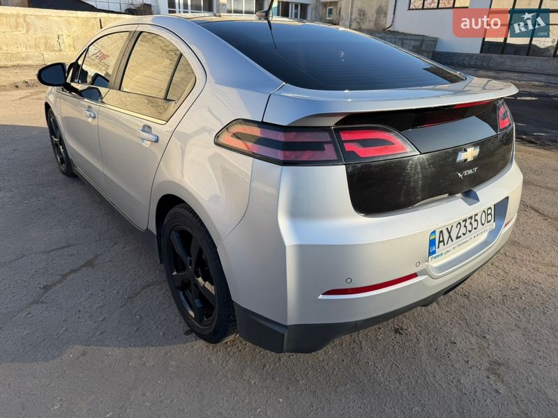Хэтчбек Chevrolet Volt 2011 в Харькове