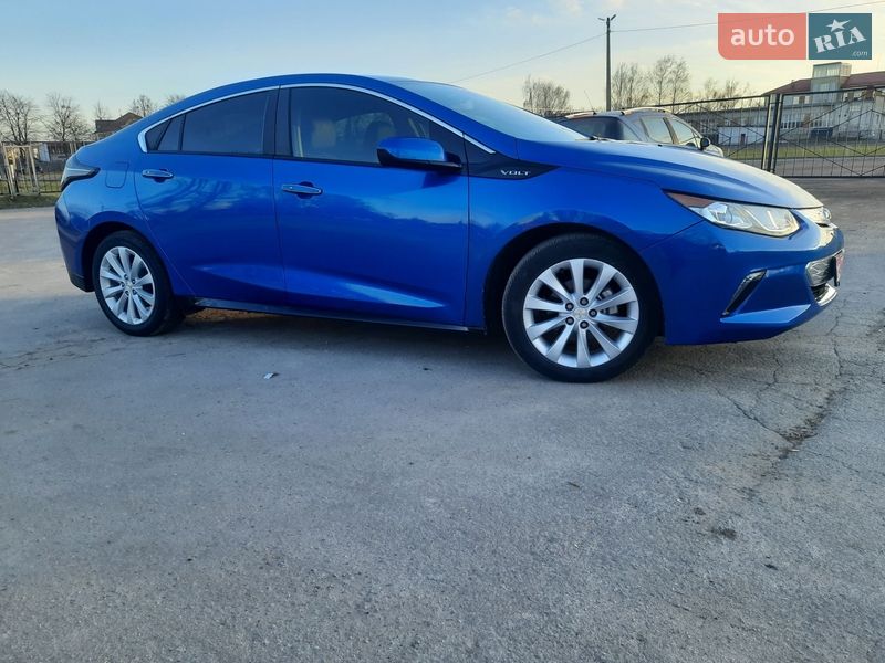 Хэтчбек Chevrolet Volt 2018 в Житомире