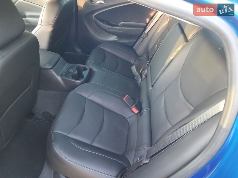 Хэтчбек Chevrolet Volt 2018 в Житомире