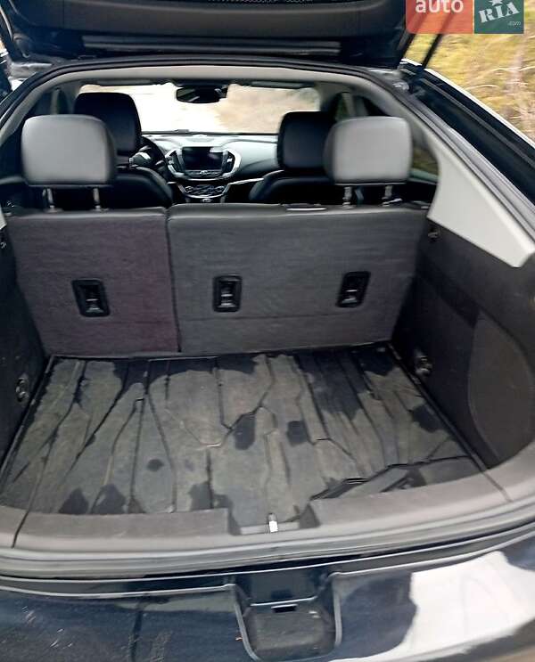 Хетчбек Chevrolet Volt 2017 в Києві