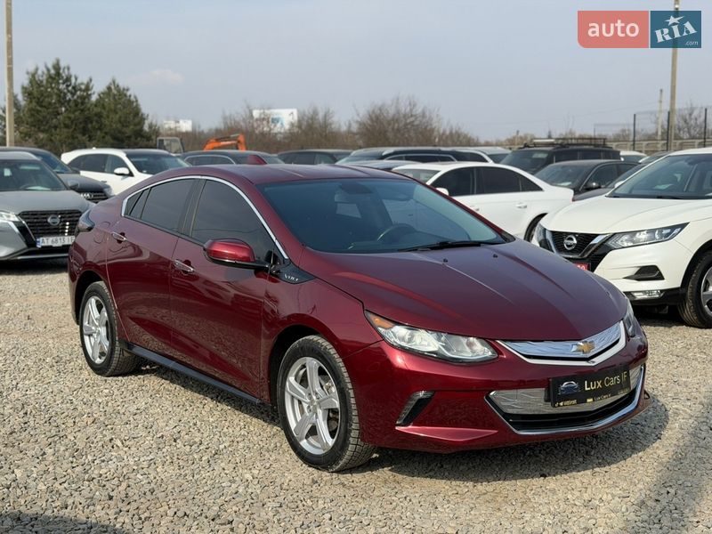 Хэтчбек Chevrolet Volt 2015 в Ивано-Франковске