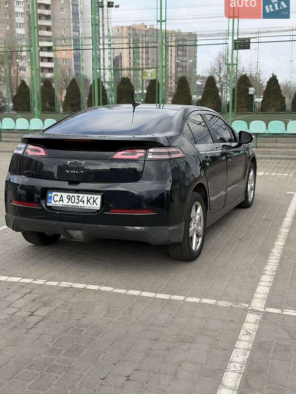 Хэтчбек Chevrolet Volt 2012 в Черкассах