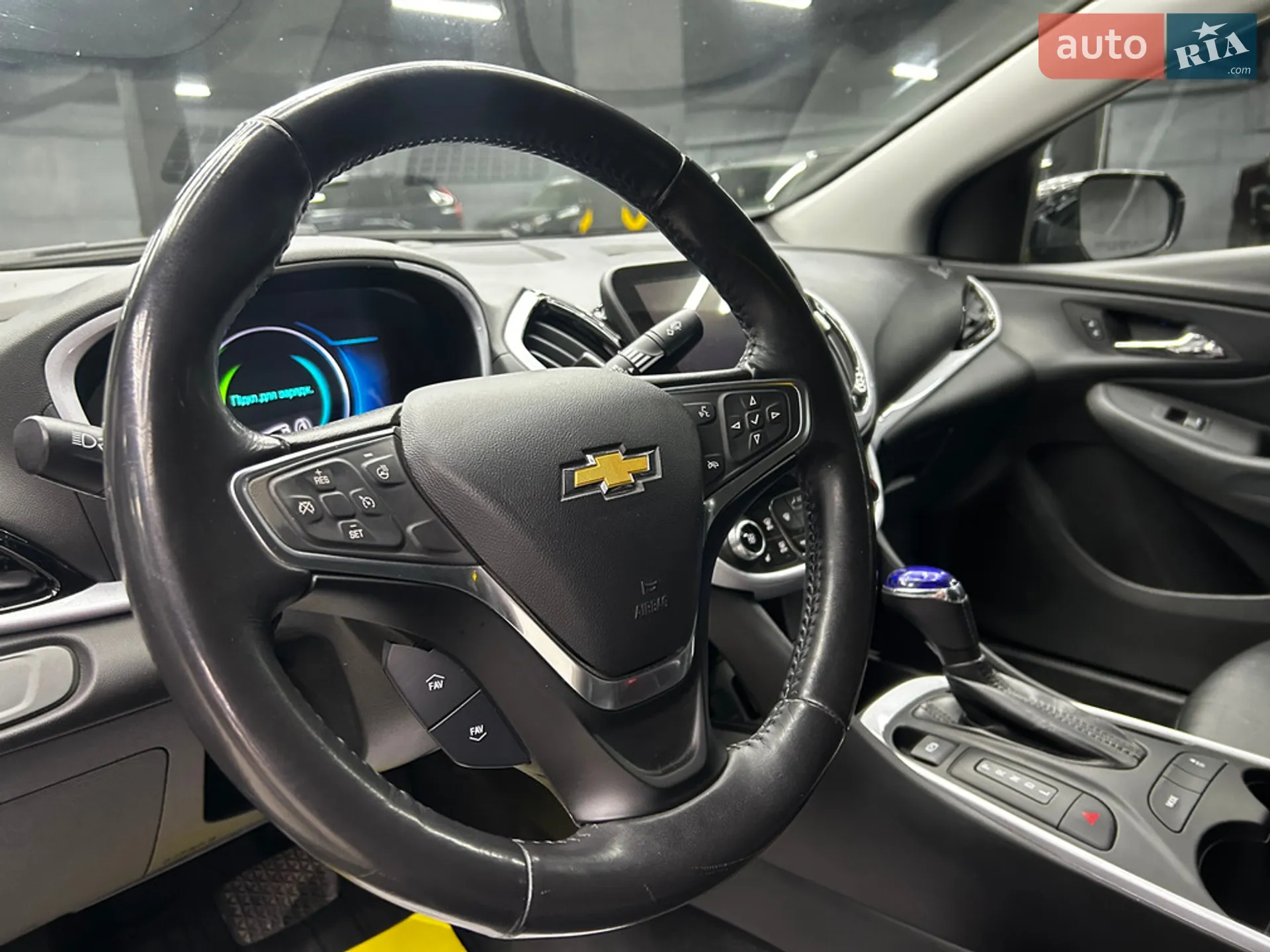 2017 Chevrolet Volt - мініатюра 11