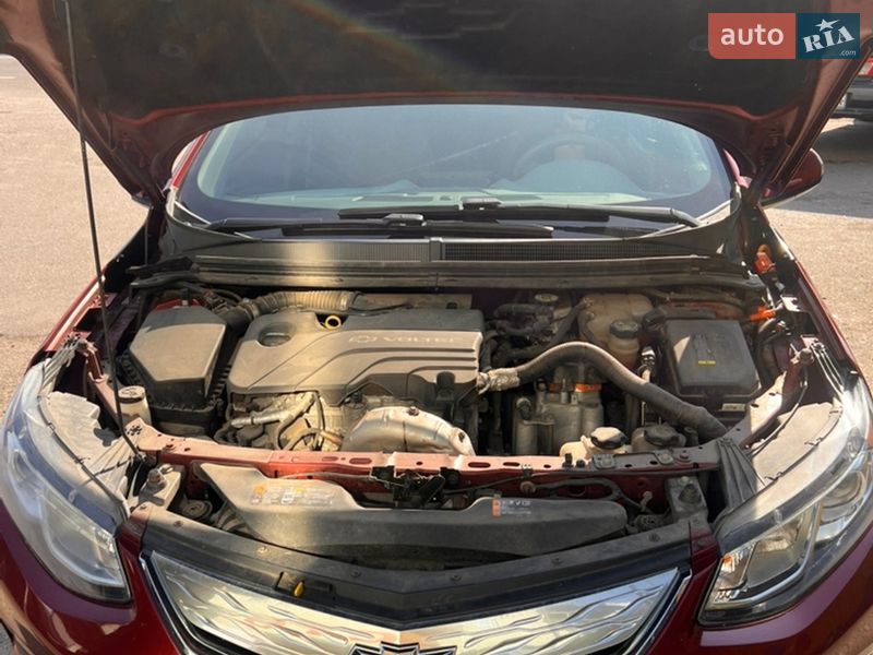 Хетчбек Chevrolet Volt 2015 в Черкасах