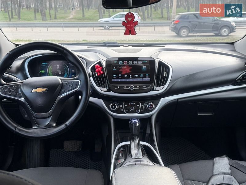 Хэтчбек Chevrolet Volt 2016 в Днепре