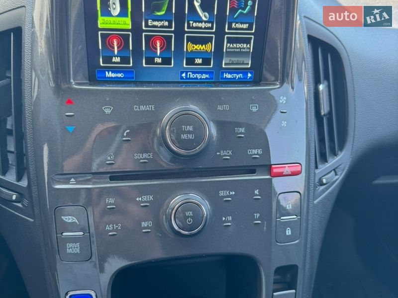 Хэтчбек Chevrolet Volt 2014 в Косове