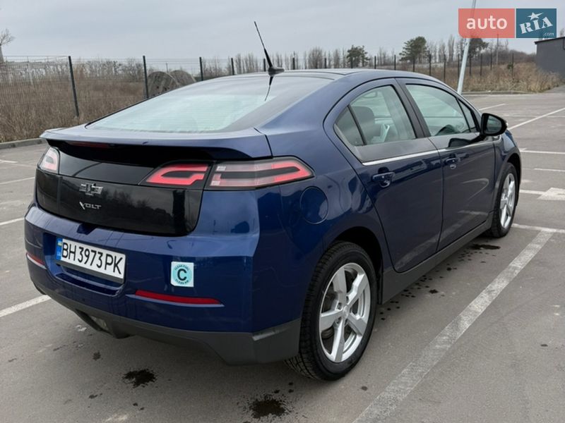 Хэтчбек Chevrolet Volt 2012 в Боярке фото 5 Хэтчбек Chevrolet Volt 2012 в Боярке