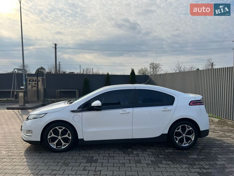 Хэтчбек Chevrolet Volt 2012 в Шептицькому