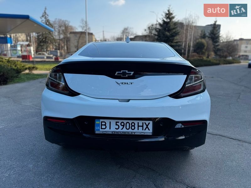 Хэтчбек Chevrolet Volt 2017 в Полтаве