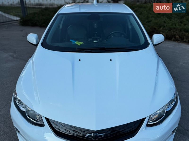 Хэтчбек Chevrolet Volt 2017 в Полтаве