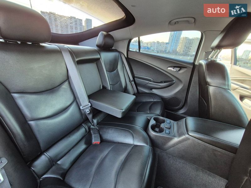 Хетчбек Chevrolet Volt 2015 в Києві фото 10 Хетчбек Chevrolet Volt 2015 в Києві