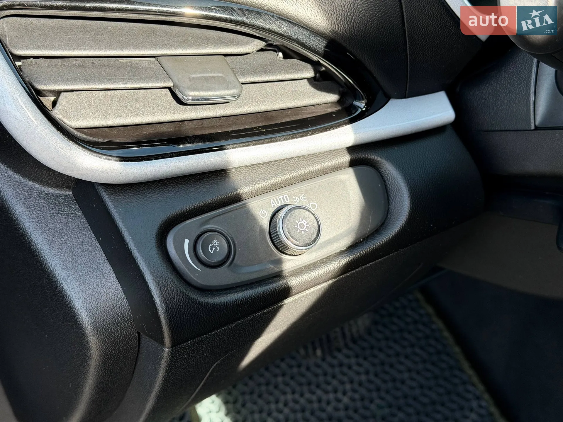 2016 Chevrolet Volt - мініатюра 46