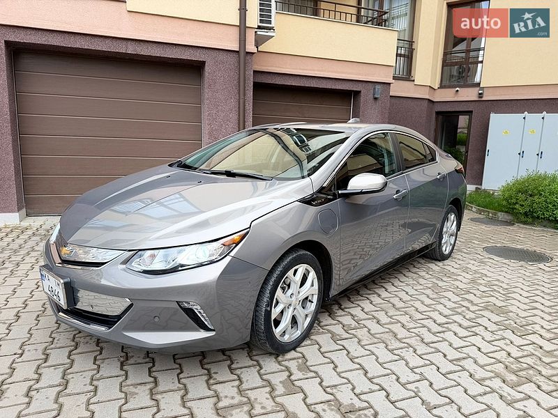Хэтчбек Chevrolet Volt 2017 в Измаиле