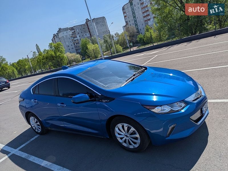 Хэтчбек Chevrolet Volt 2016 в Чернигове