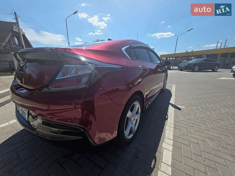 Хэтчбек Chevrolet Volt 2018 в Днепре