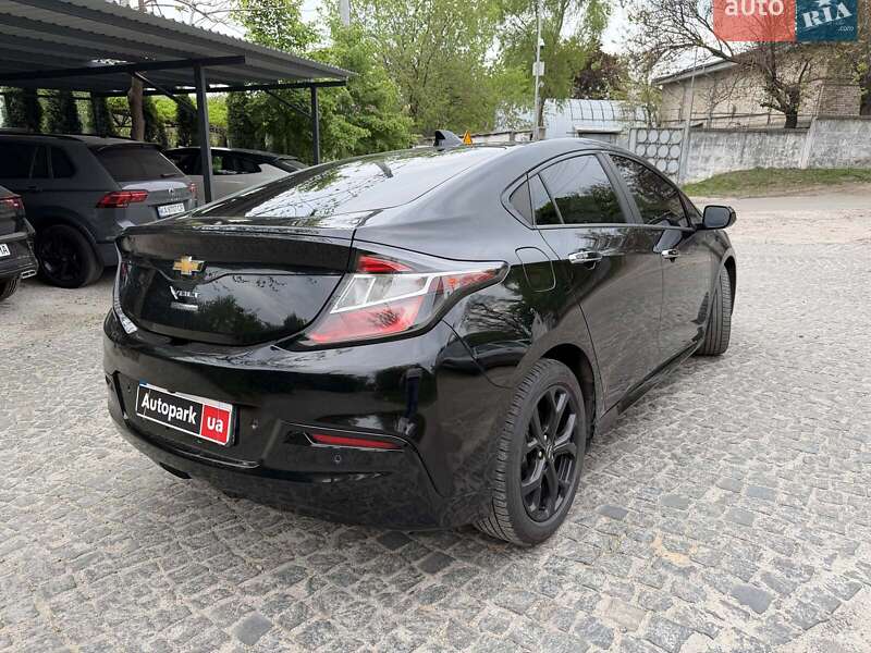 Хетчбек Chevrolet Volt 2017 в Києві