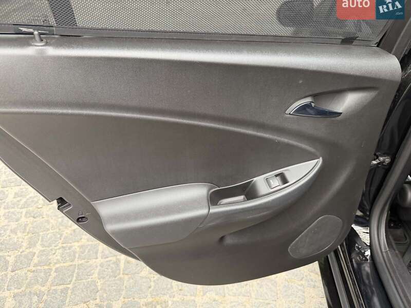 Хетчбек Chevrolet Volt 2017 в Києві