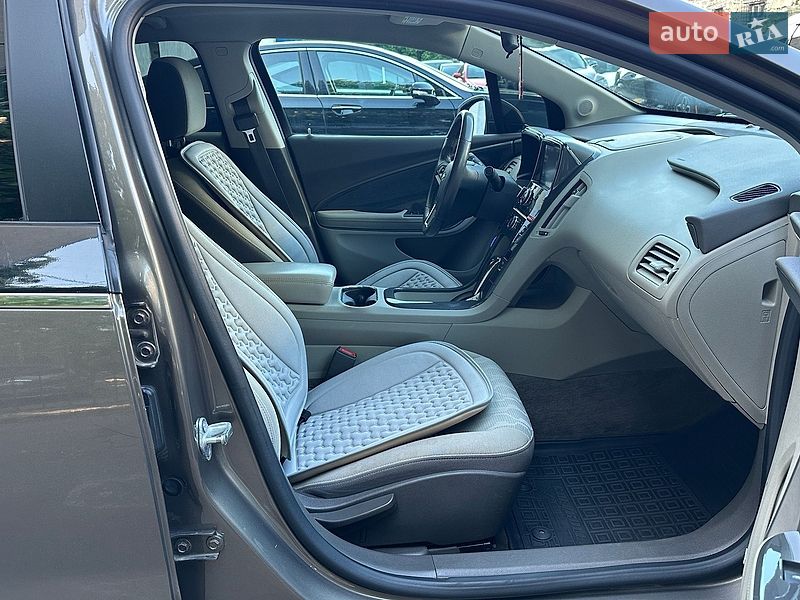 Хетчбек Chevrolet Volt 2014 в Одесі