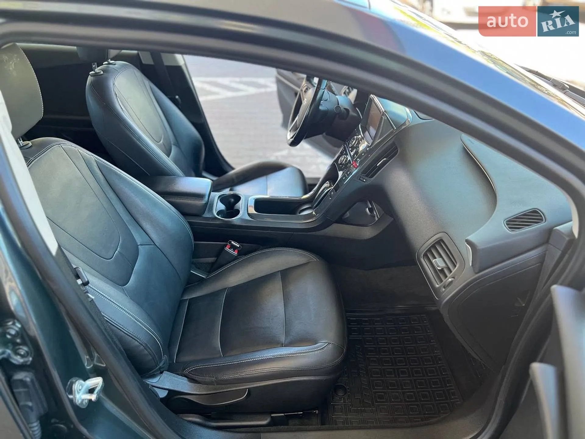 2012 Chevrolet Volt - мініатюра 19