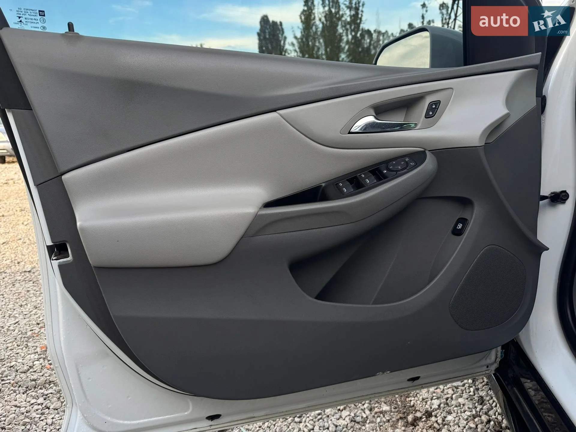 2017 Chevrolet Volt - мініатюра 11