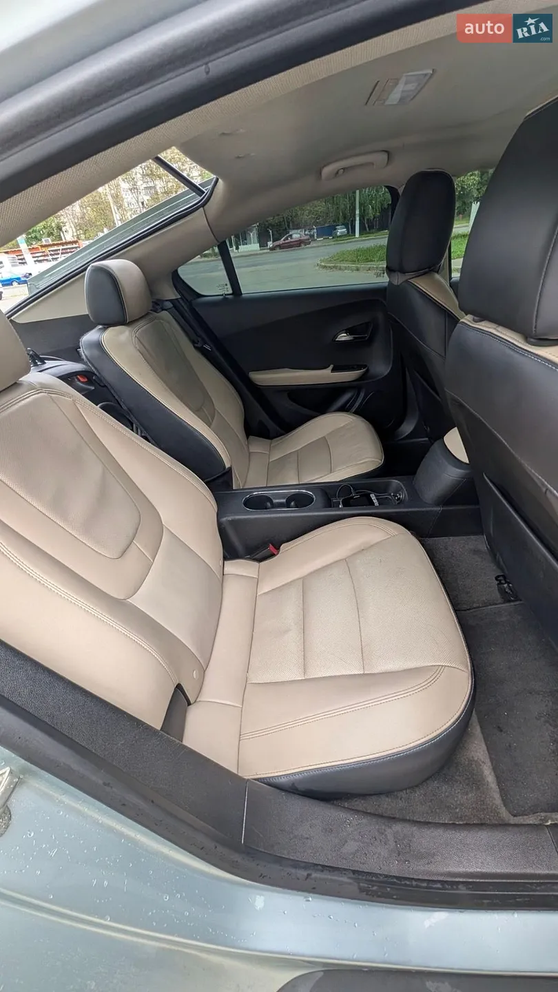 2012 Chevrolet Volt - мініатюра 6