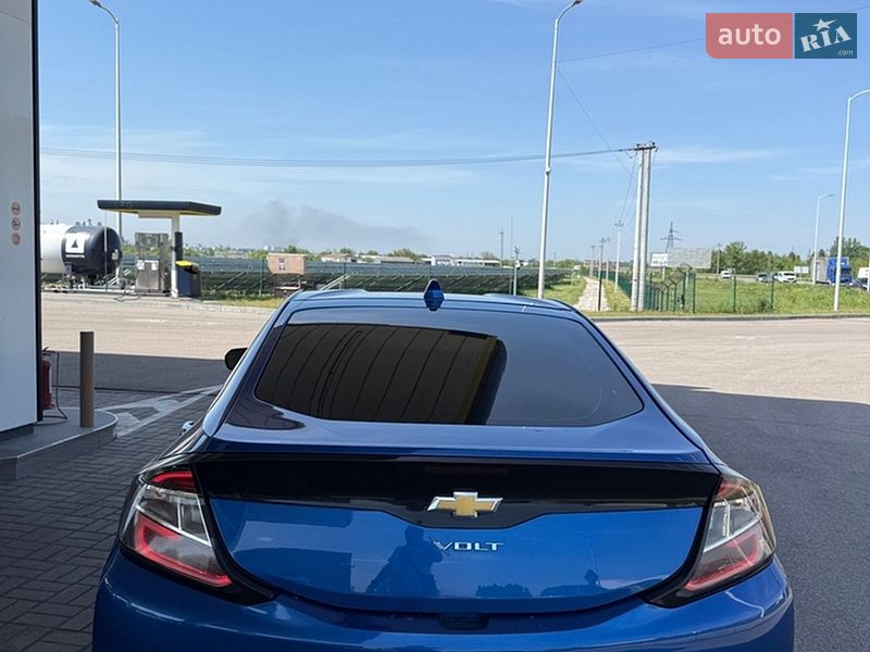 Хетчбек Chevrolet Volt 2016 в Дніпрі